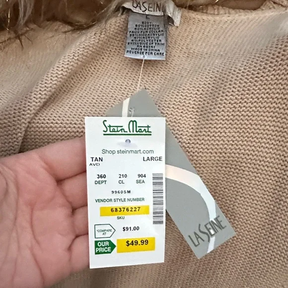 La Seine Tan Cardigan Vest Cape  with Luxurious Brown Gold Faux  Fur Trim NWT - Picture 7 of 8